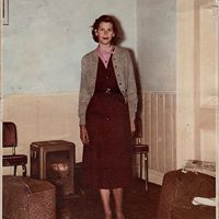 Dorothy Wallis Photo 18