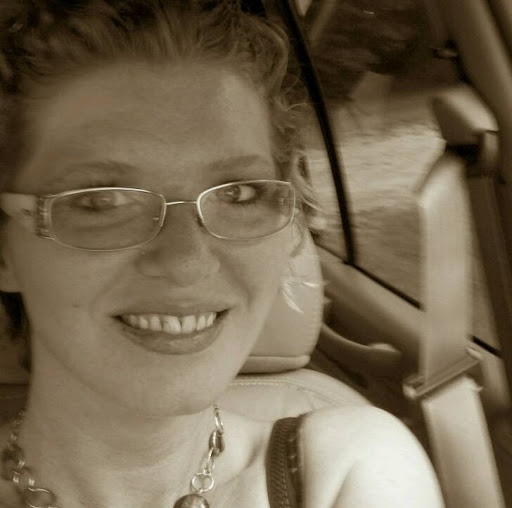 Diana Parker Photo 29