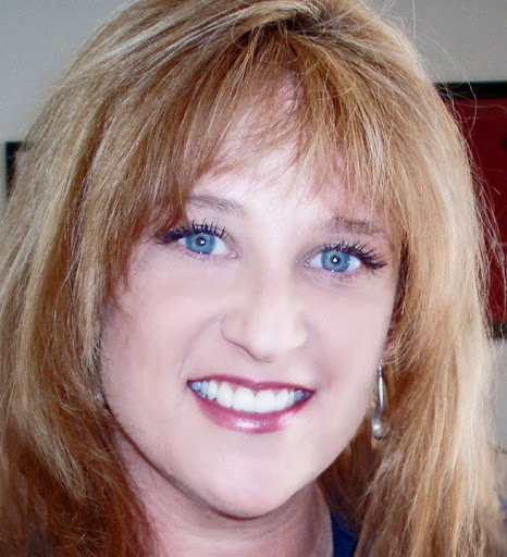 Elizabeth Vaughan Photo 41