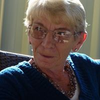 Joy Newton Photo 32
