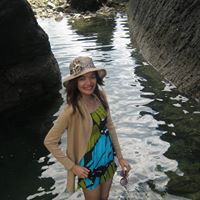 Rose Velez Photo 5