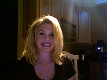 Beth Souza Photo 22