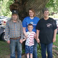 Robin Lowe Photo 34