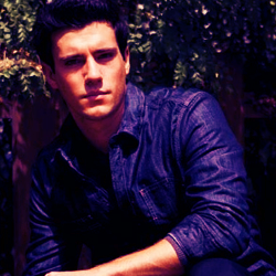 Drew Roy Photo 24