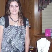 Jessie Jennings Photo 6
