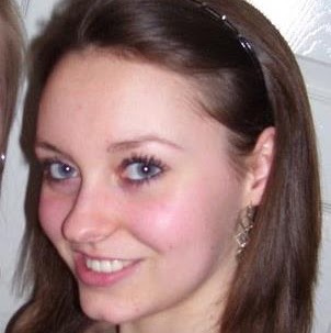 Emily Graves Photo 37