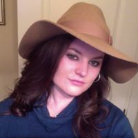 Allison Russell Photo 40