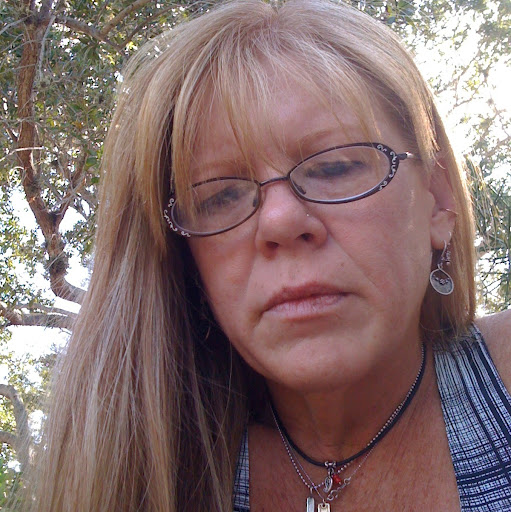 Sue Anderson Photo 30