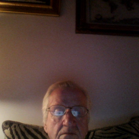 Robert Hand Photo 15