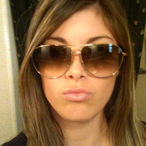 Amanda Bernal Photo 30