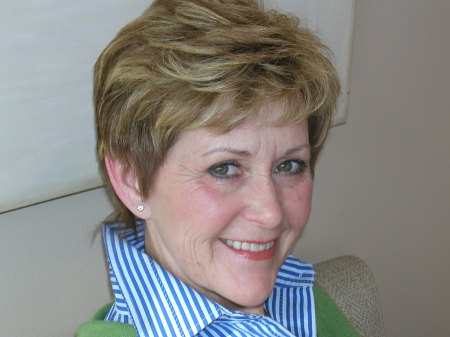 Beverly White Photo 35