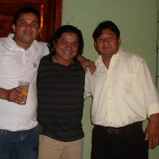 Cesar Avelino Photo 3