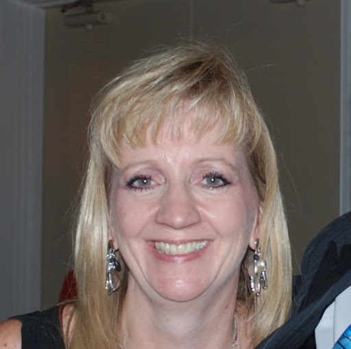 Tracy Abbott Photo 19