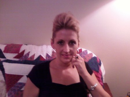Laura Fisher Photo 51