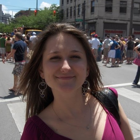 Anna Hoffman Photo 9