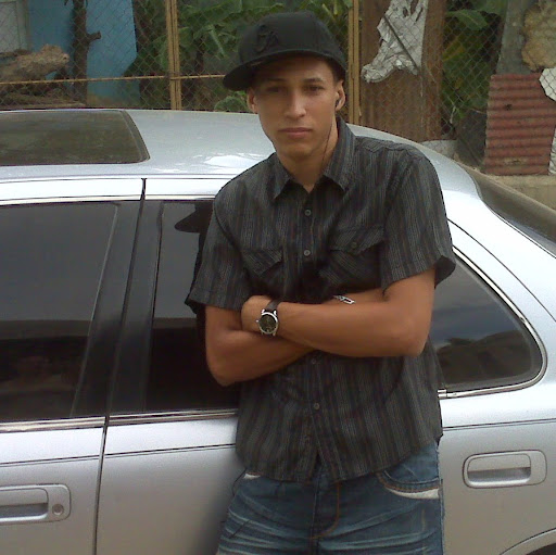 Gerardo Santana Photo 13