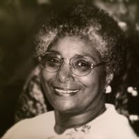 Roxie Williams Photo 18