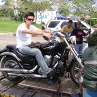 Richard Gomez Photo 34
