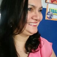 Lucy Lozano Photo 14