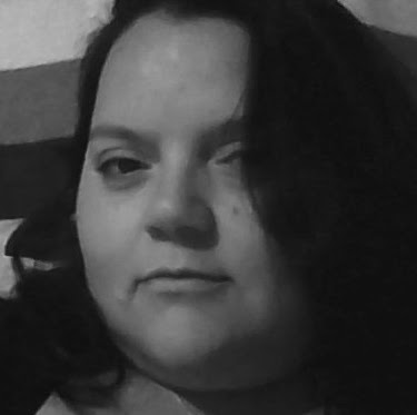 Evelyn Diaz Photo 25
