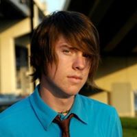 Lucas Jones Photo 37