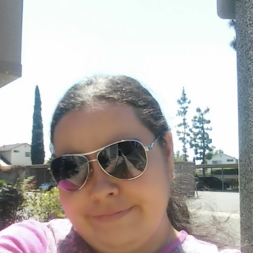 Melissa Gonzalez Photo 16