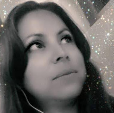 Ruth Martinez Photo 52