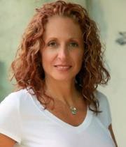 Tracy Abbott Photo 22