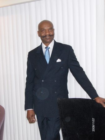 Robert Davis Photo 5