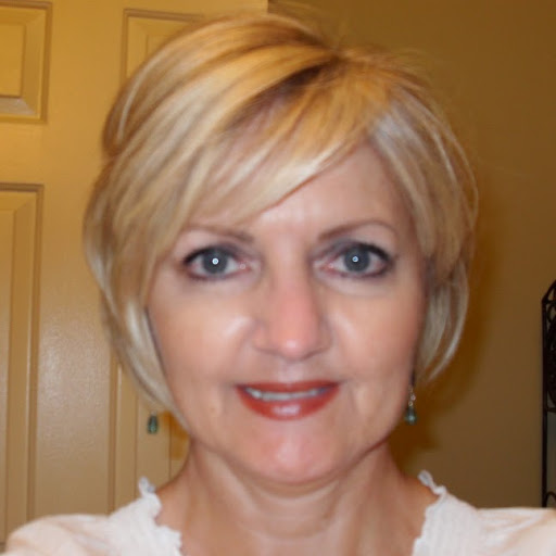 Linda Garner Photo 34