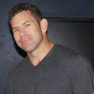Paul Collins Photo 28