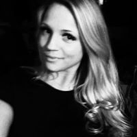 Lisa Schultheis Photo 6