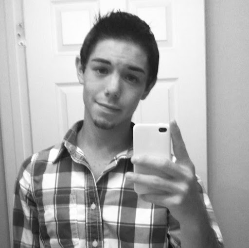 Dustin Hunter Photo 17