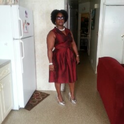 Maxine Robinson Photo 36