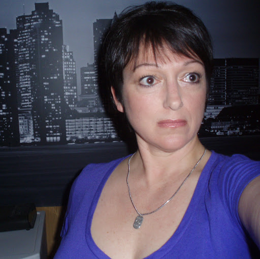 Nicole Thompson Photo 10