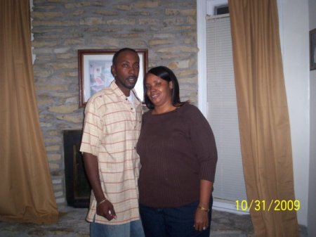Theresa Jones Photo 37