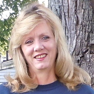Lynne Campbell Photo 31