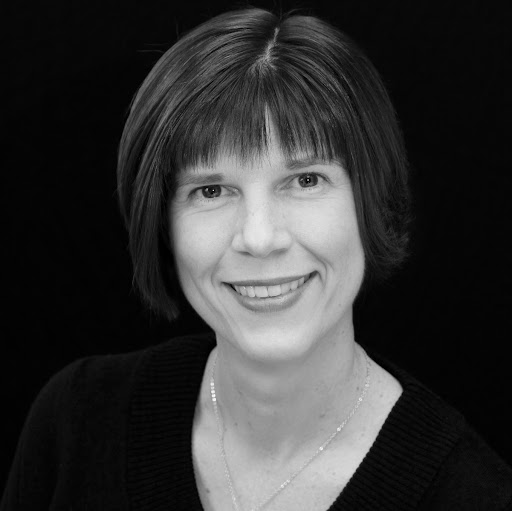 Elizabeth Caswell Photo 15