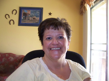 Karen Richardson Photo 38