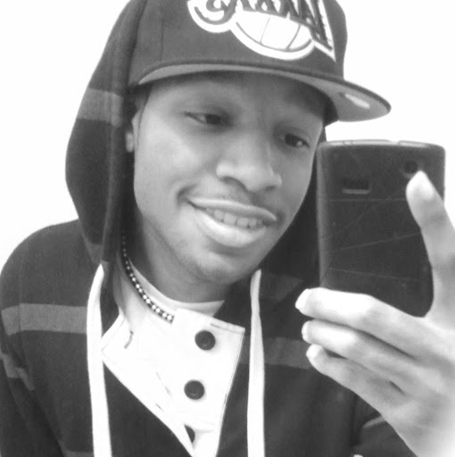 Lawrence Holmes Photo 39