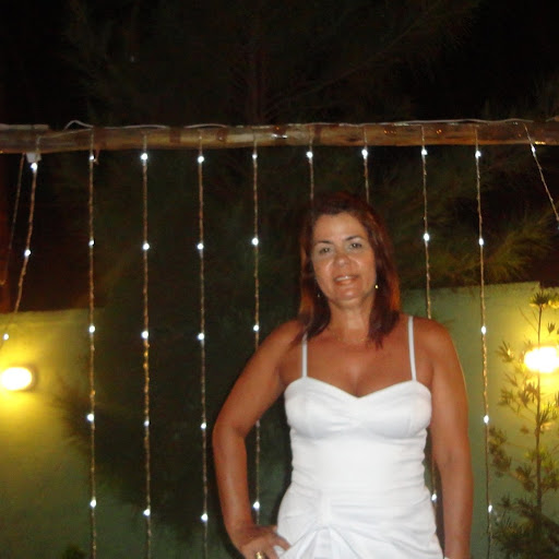 Rose Camacho Photo 17