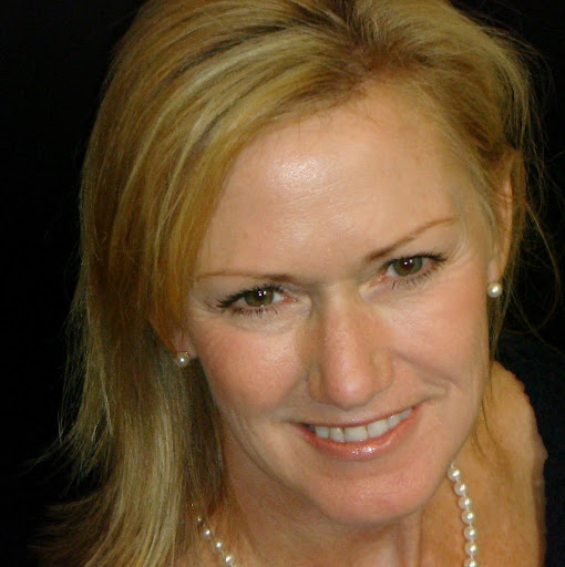 Julia Robinson Photo 39