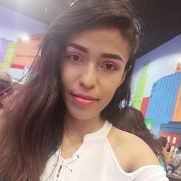Anna Reyes Photo 28