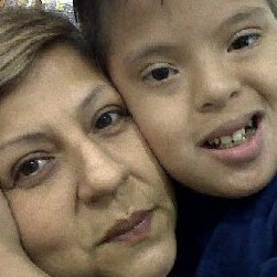 Maria Calderon Photo 19
