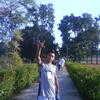 Richard Gomez Photo 29