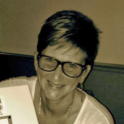 Melissa Webster Photo 15