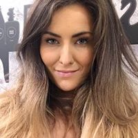 Julia Laird Photo 22