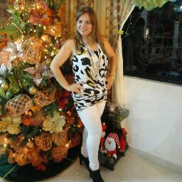 Carol Hernandez Photo 18