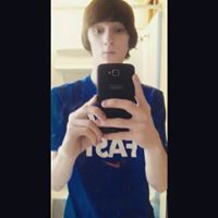 Brady Tucker Photo 21