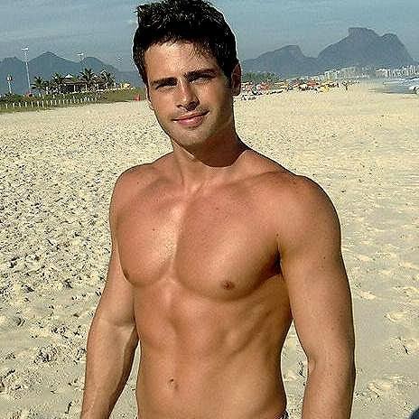 Pedro Roche Photo 6